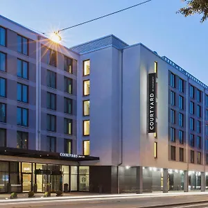 4* Otel Courtyard By Marriott East